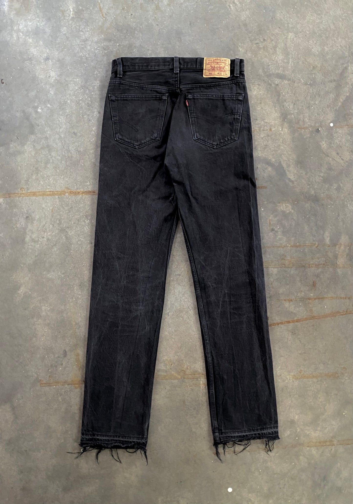 LEVI'S 501 BLACK RELEASED HEM JEANS - 1990s